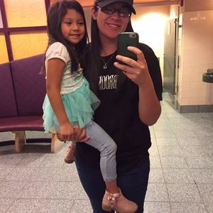 Meet your Posher, Celeste